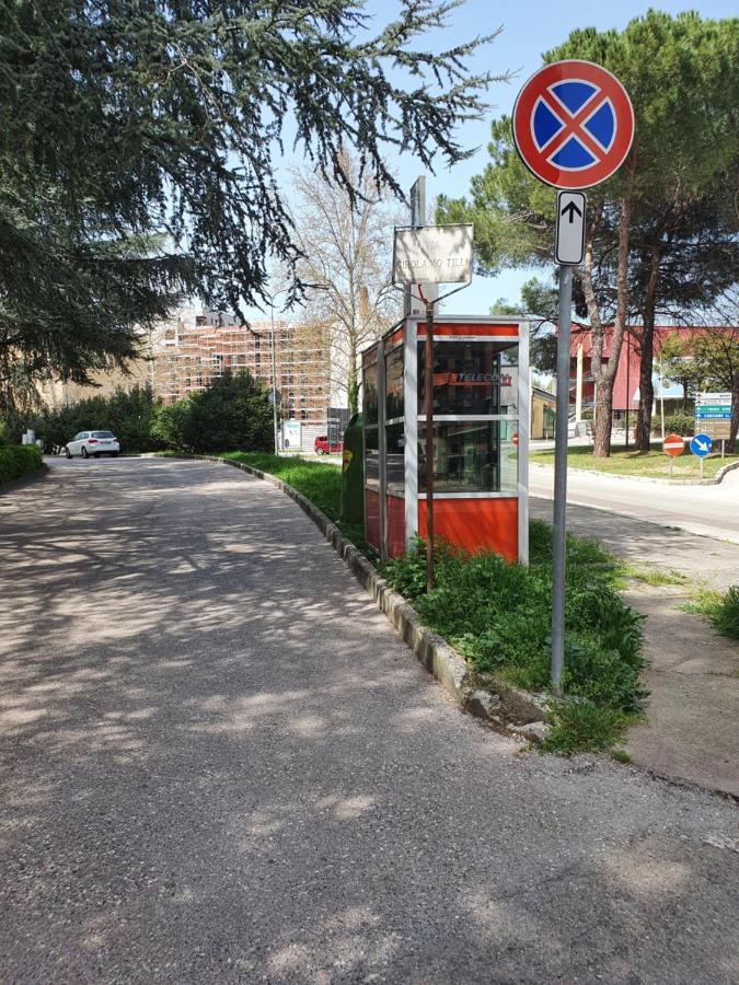 Charming Apartment Tilli With Parking Перуджа Экстерьер фото